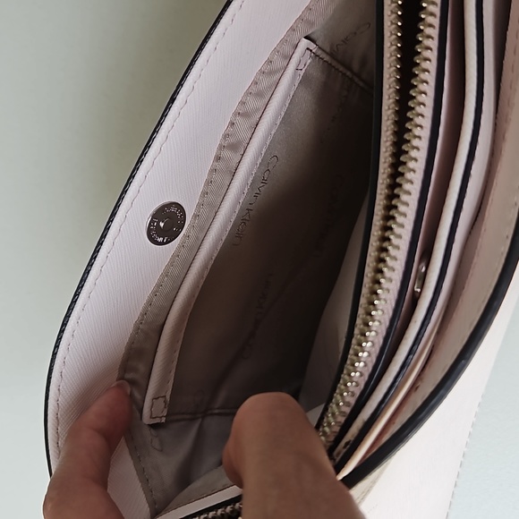CK shoulder bag - Picture 7 of 11
